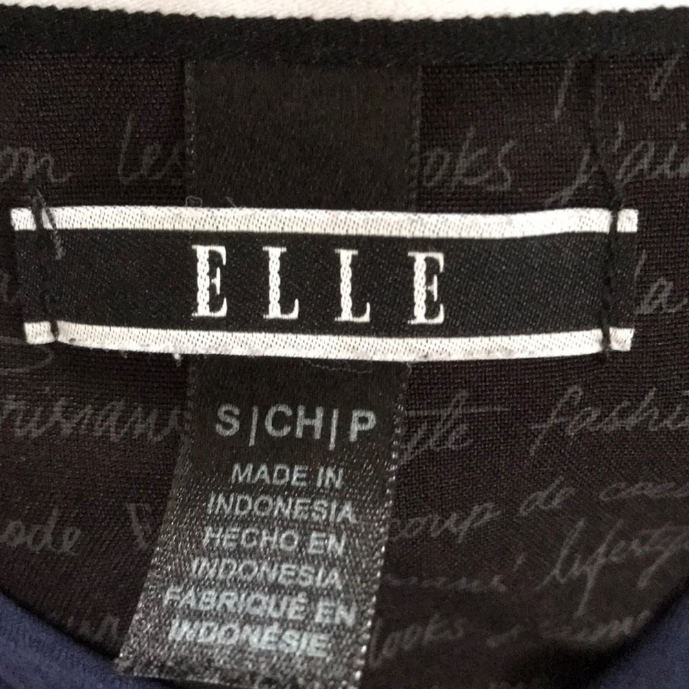 2 sets of Elle scrubs. EUC